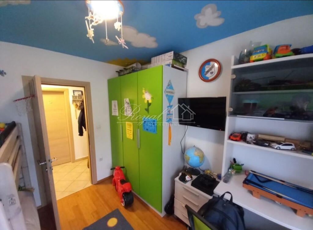 Image 6238546 - 3