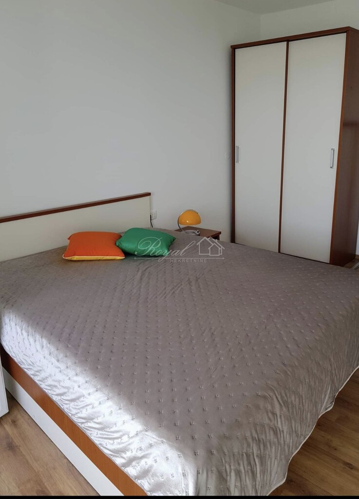 Image 6238553 - 7