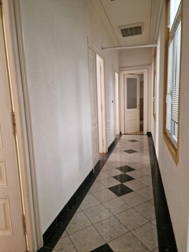 RIJEKA, CENTAR - Stan 94m2, za poslovni prostor
