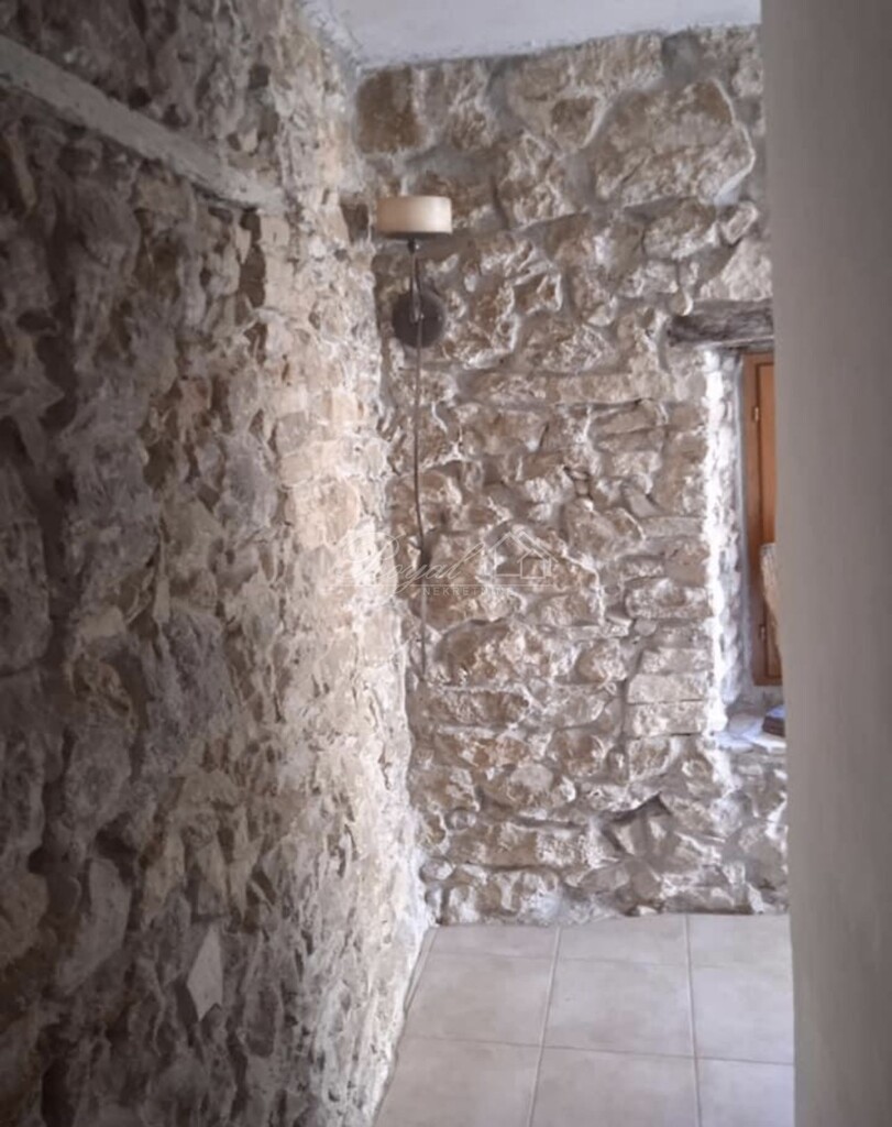 Image 6238599 - 4