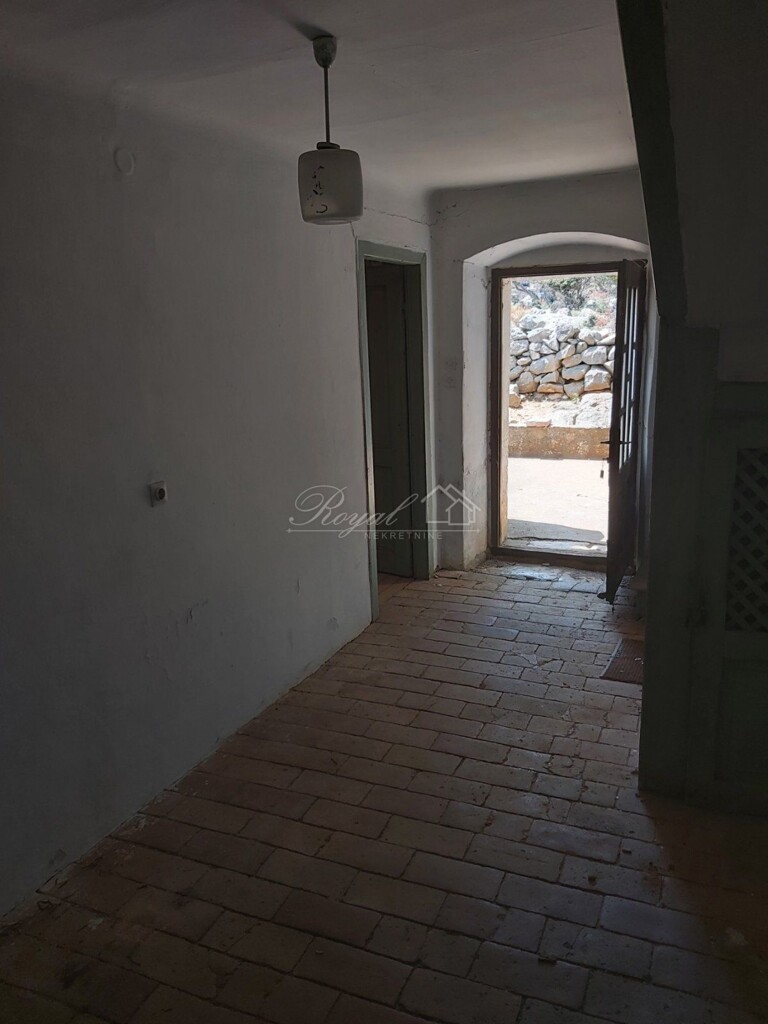 Image 6238614 - 17