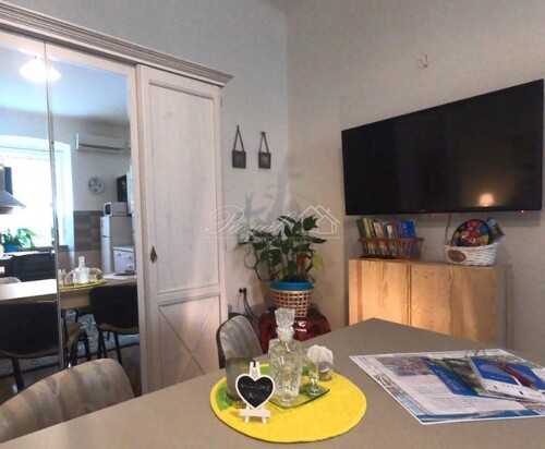 RIJEKA, CENTAR - Garsonjera 30m2 van turističke sezone