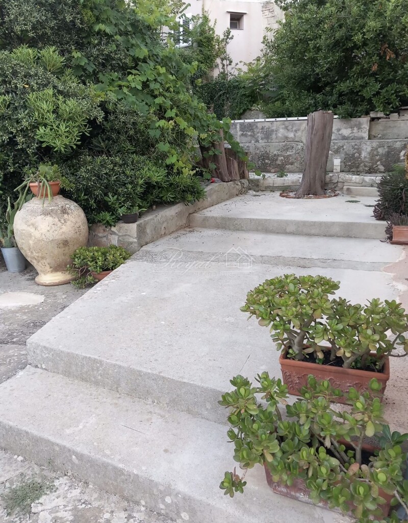 Image 6238664 - 2