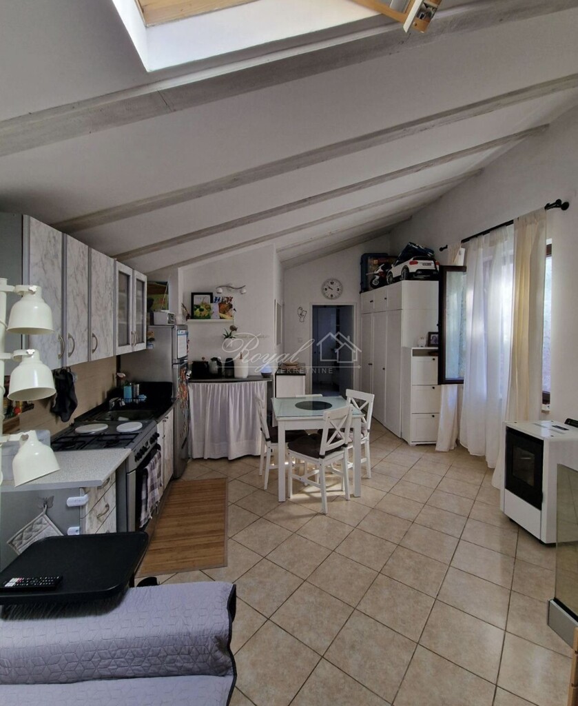Image 6238669 - 9