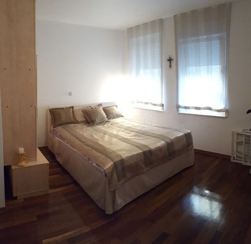 Image 6238676 - 3