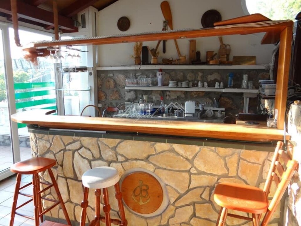 Image 6238681 - 9