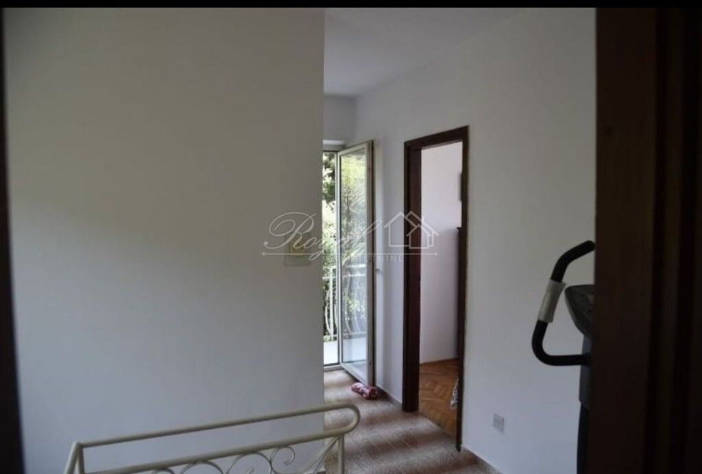 Image 6238947 - 7