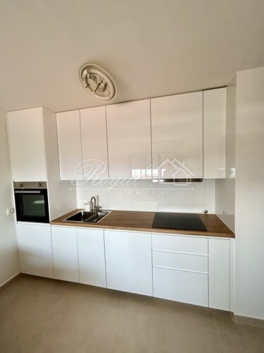 RIJEKA, KRNJEVO - Moderno uređen stan 1S+DB