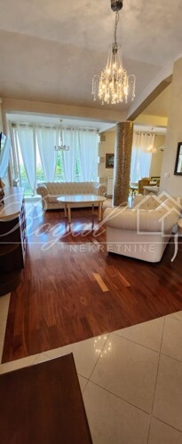 KASTAV, MATULJI - Lijepo uređeni stan, 100m2