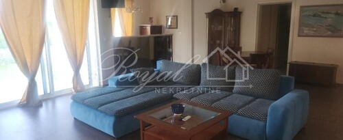 KASTAV, MATULJI - Lijepo uređeni stan, 100m2