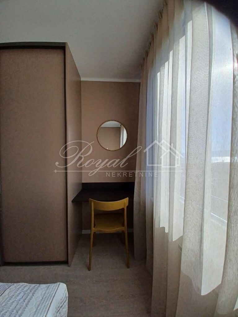 Image 6239320 - 8