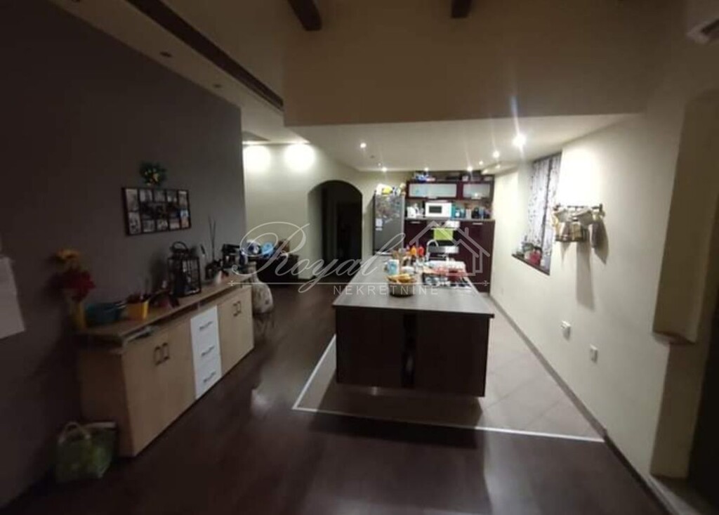 Image 6239358 - 3