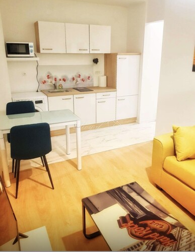 RIJEKA, BANDEROVO - Lijepi stan 30m2 na blizu svih sadržaja