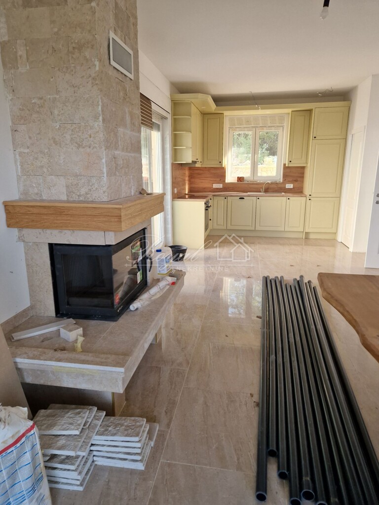 Image 6239469 - 4
