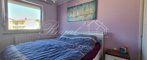 Thumbnail 6239472 - 6