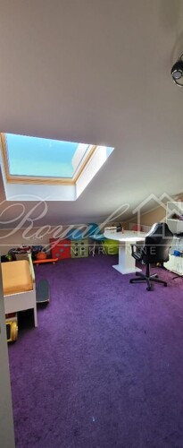 Thumbnail 6239472 - 9