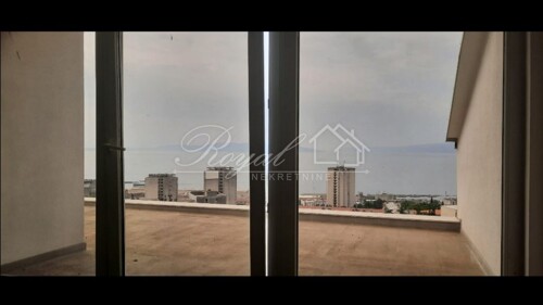 Thumbnail 6239499 - 6