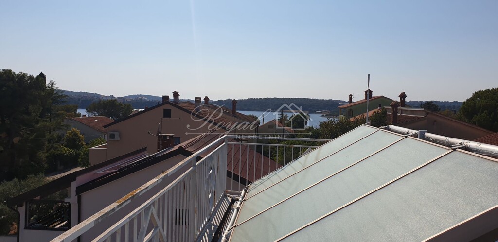 Image 6239575 - 13