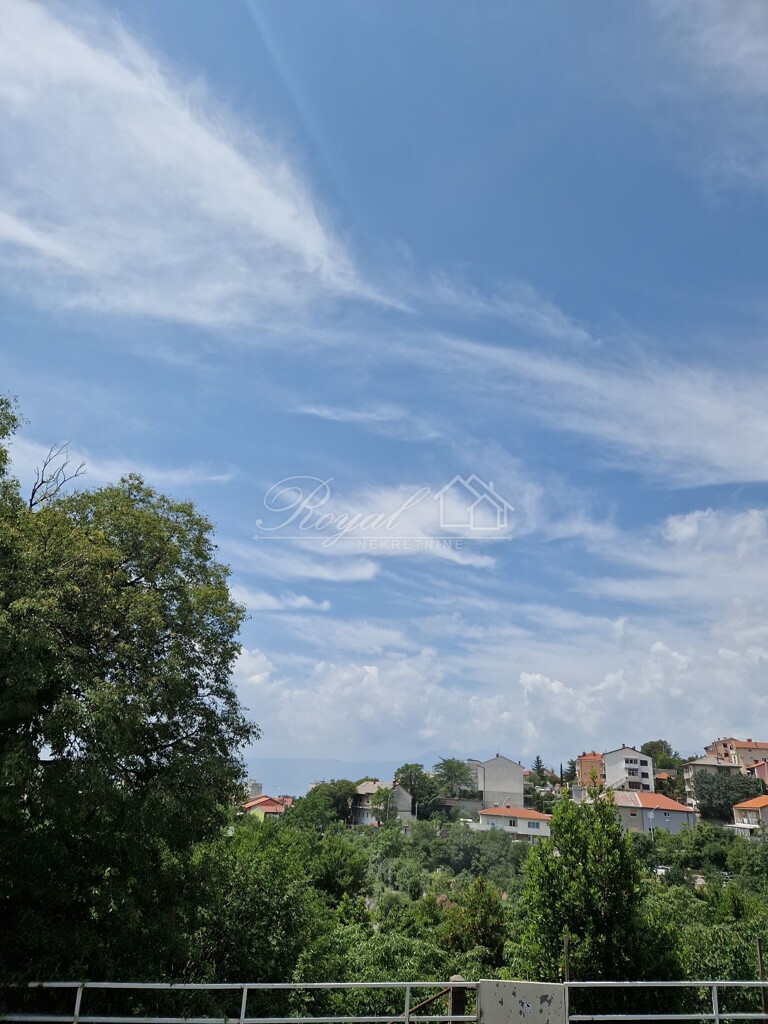 Image 6239611 - 3