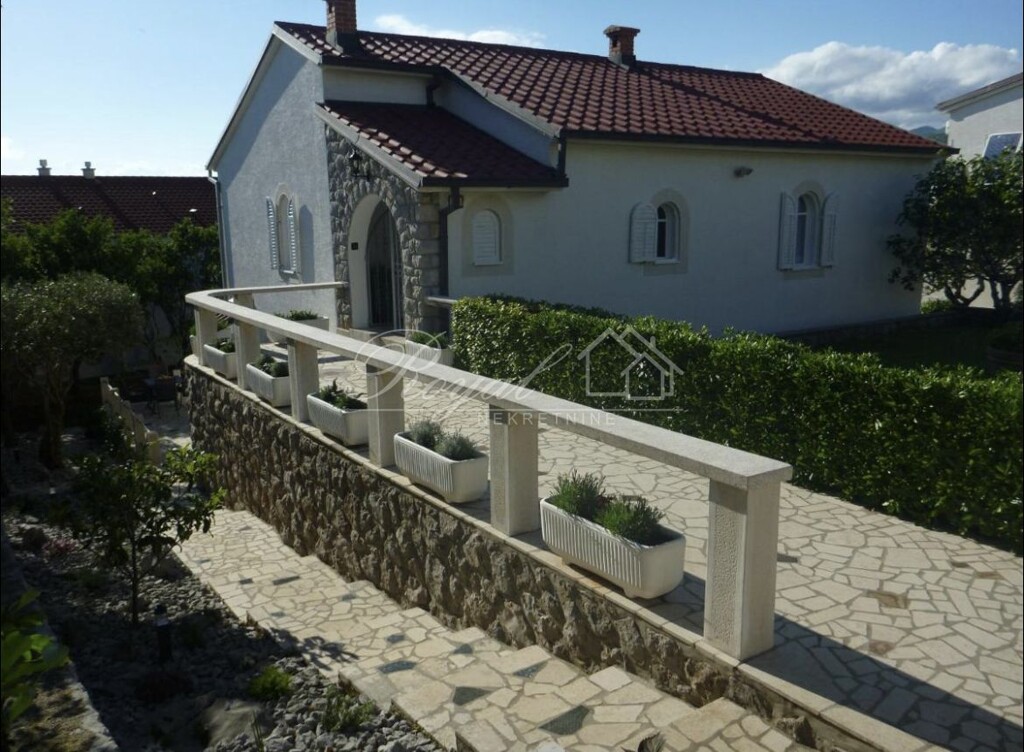 Image 6239640 - 2