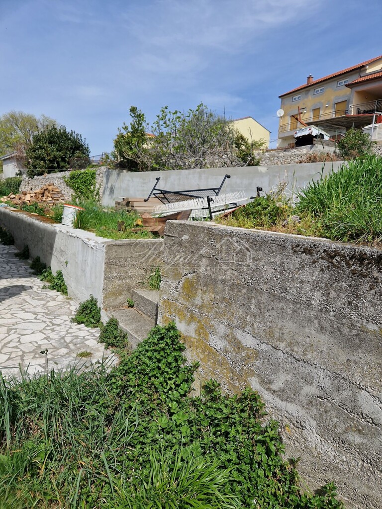 Image 6239702 - 10