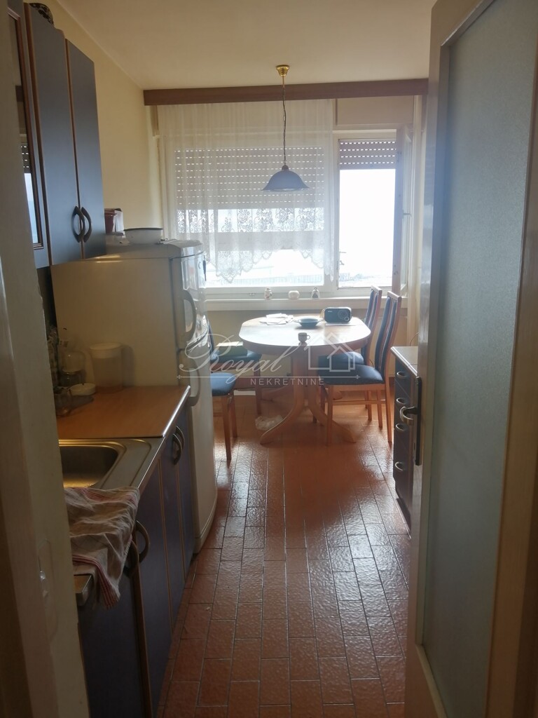 Image 6239729 - 10