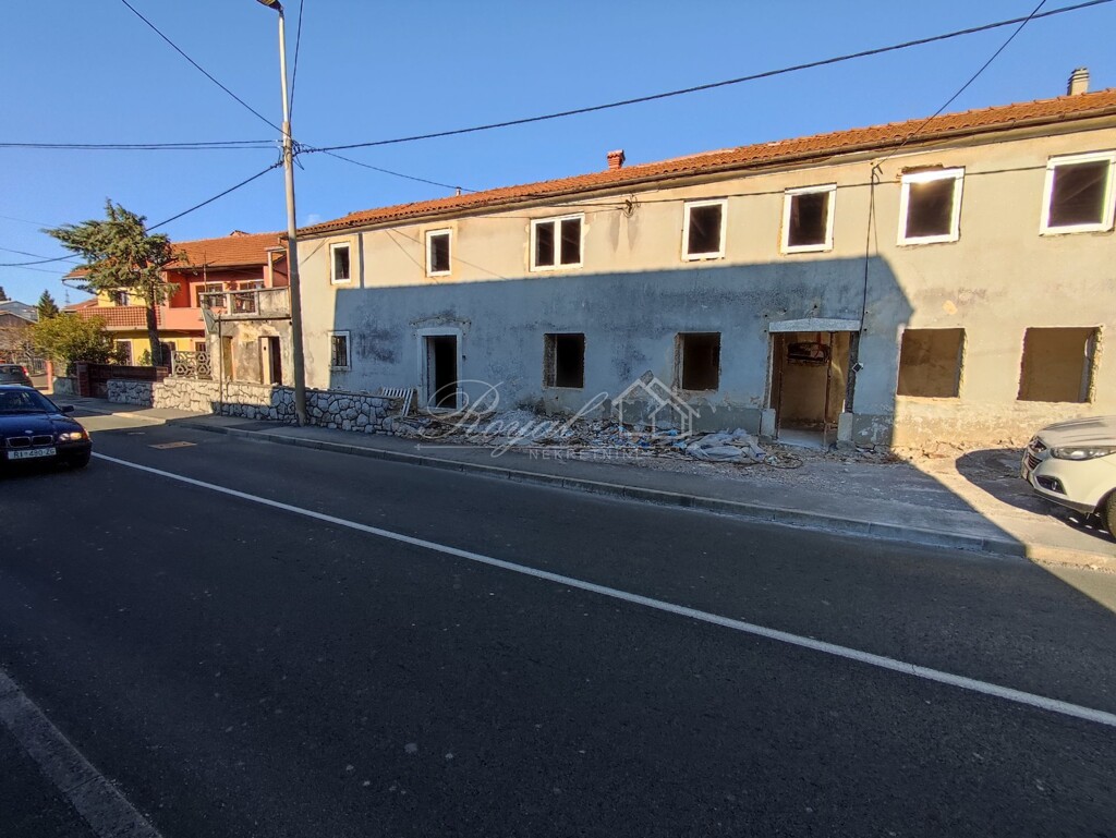 Image 6239739 - 2