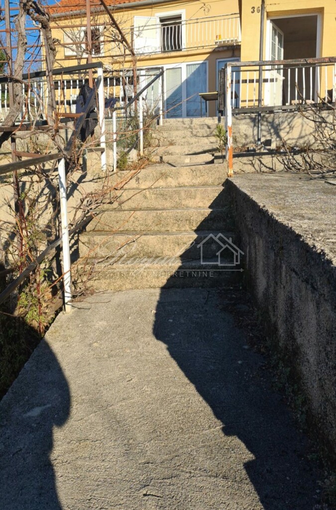 Image 6239745 - 12