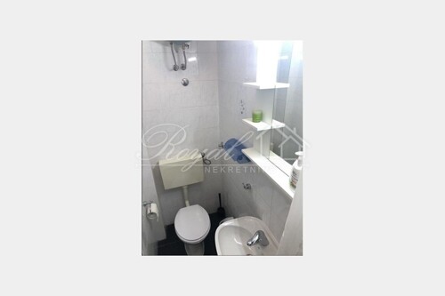 Thumbnail 6239747 - 5