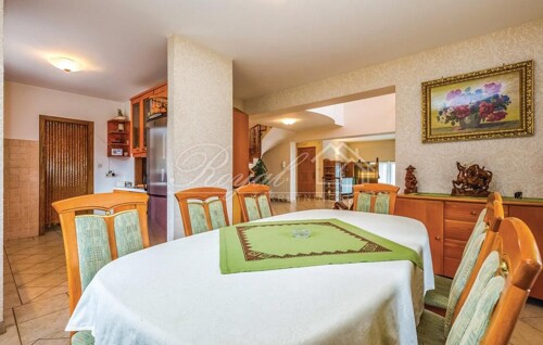 APARTMAN KOSTRENA