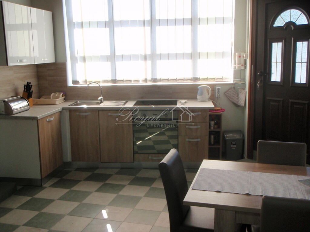 Image 6239795 - 3