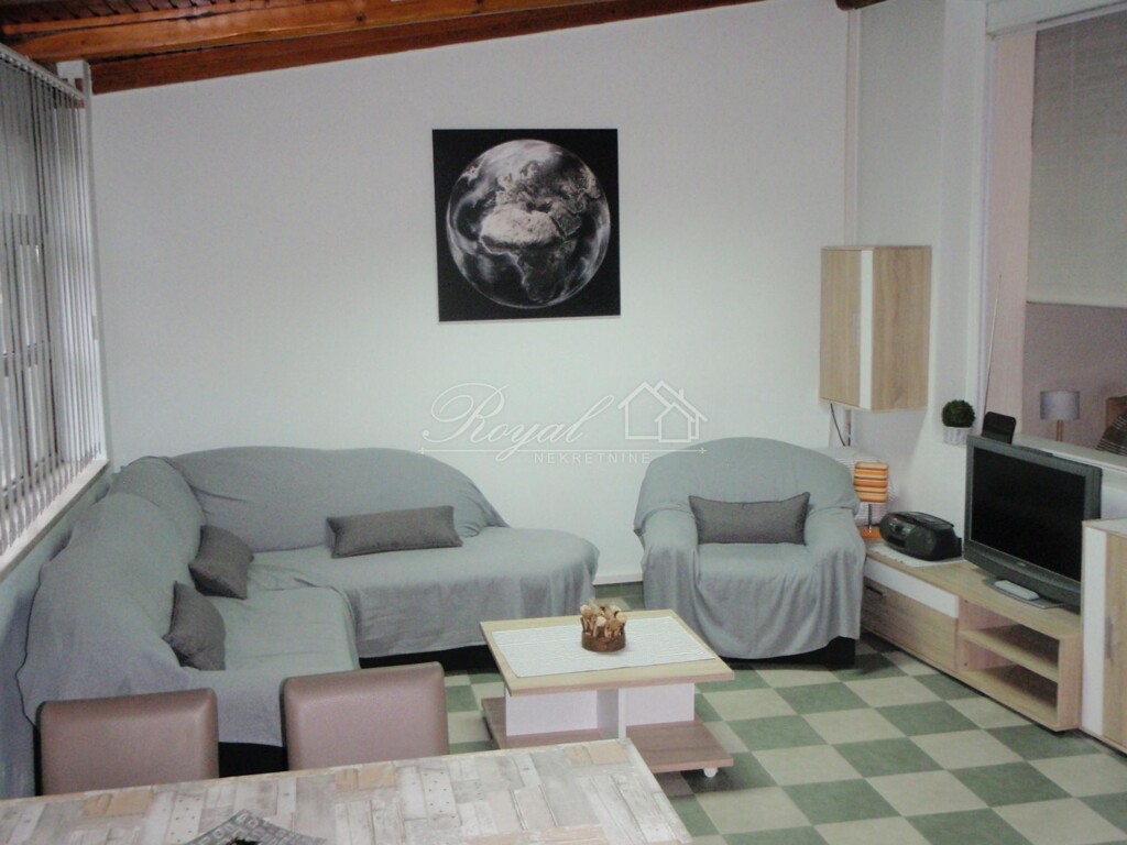 Image 6239795 - 1