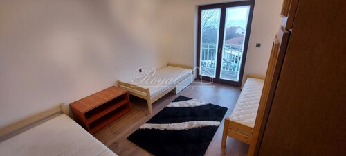 KOSTRENA, 4s+db, 1.600,00€