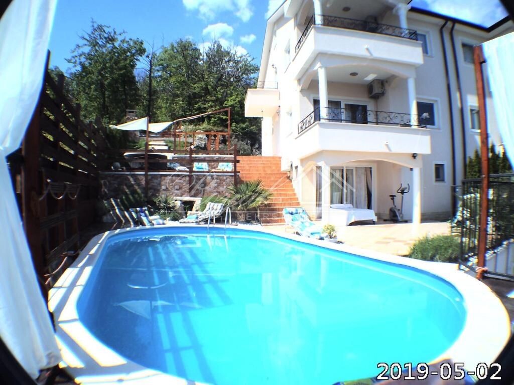 Image 6239849 - 1