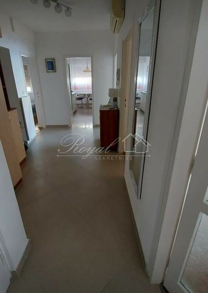 Image 6239879 - 9