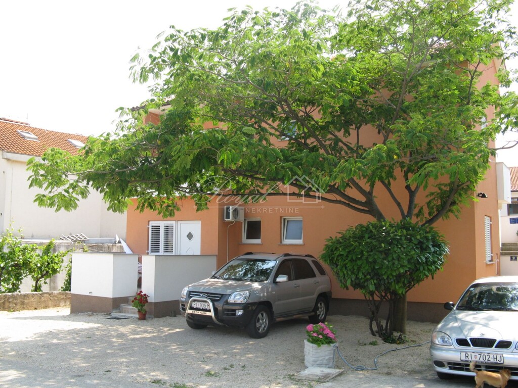 Image 6240018 - 9