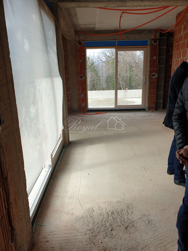 Image 6240028 - 9