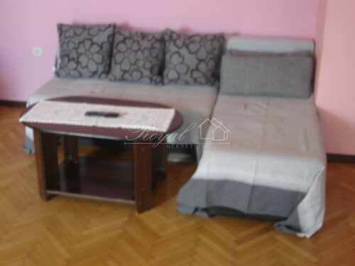 Thumbnail 6240073 - 3