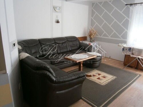 Thumbnail 6240091 - 4