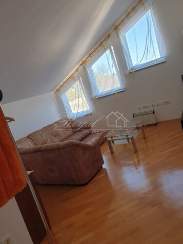 Thumbnail 6240155 - 4