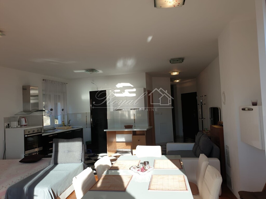 Image 6240156 - 6