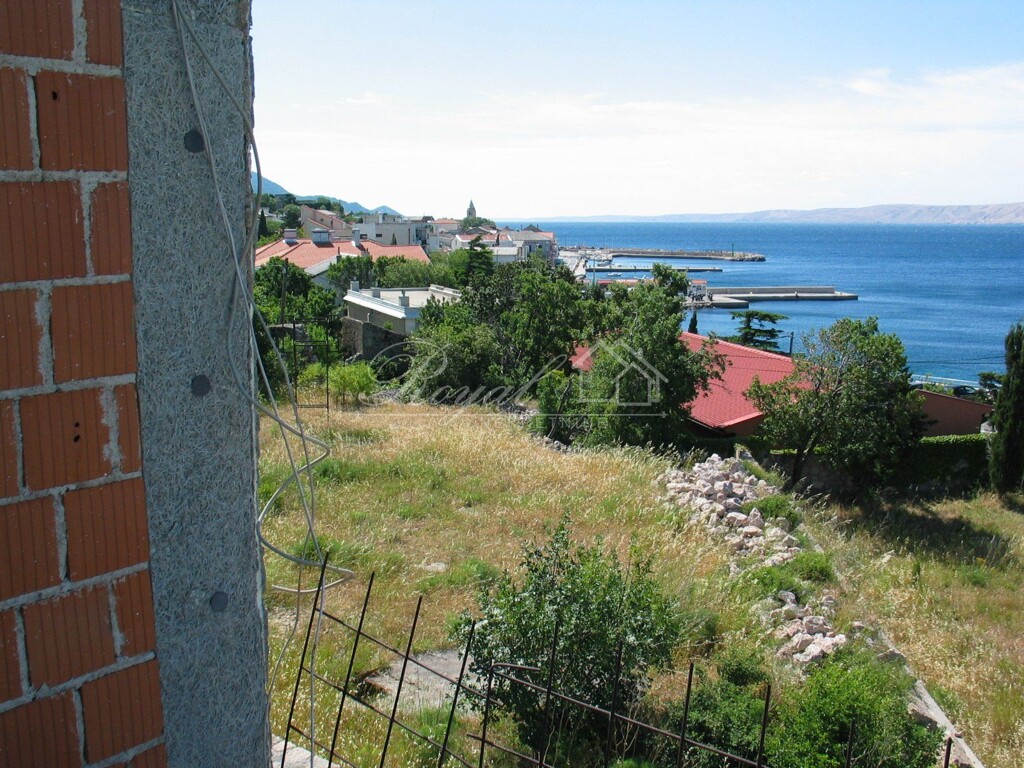 Image 6240240 - 7