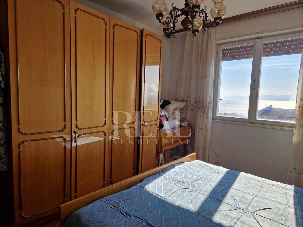 Image 6240528 - 10