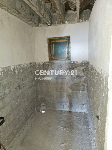 Thumbnail 6240531 - 27
