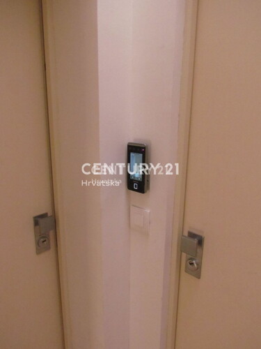Thumbnail 6240533 - 13