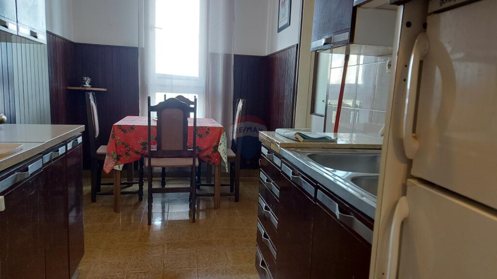 Image 6240935 - 7