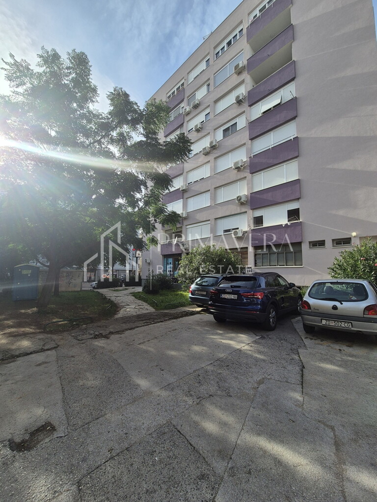 Image 6241012 - 10