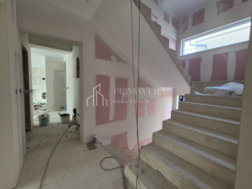 Thumbnail 6241041 - 3