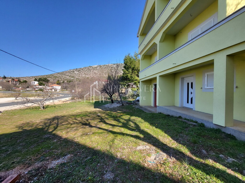 Image 6241060 - 8