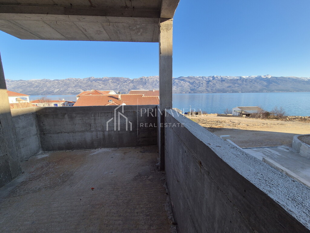 Image 6241073 - 2